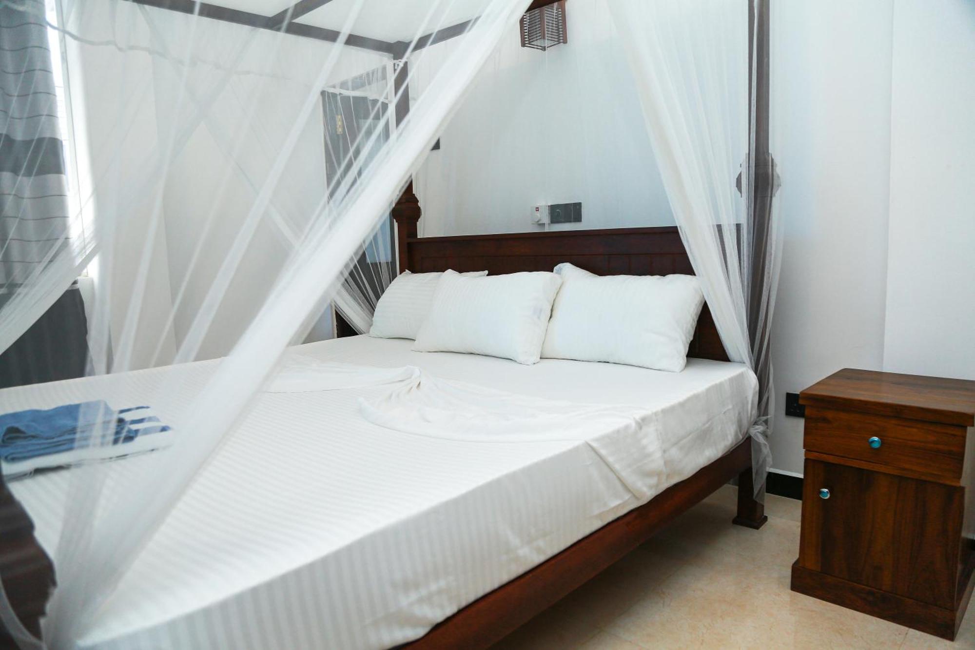 Camellia Hotel & Restaurant 미리사 외부 사진